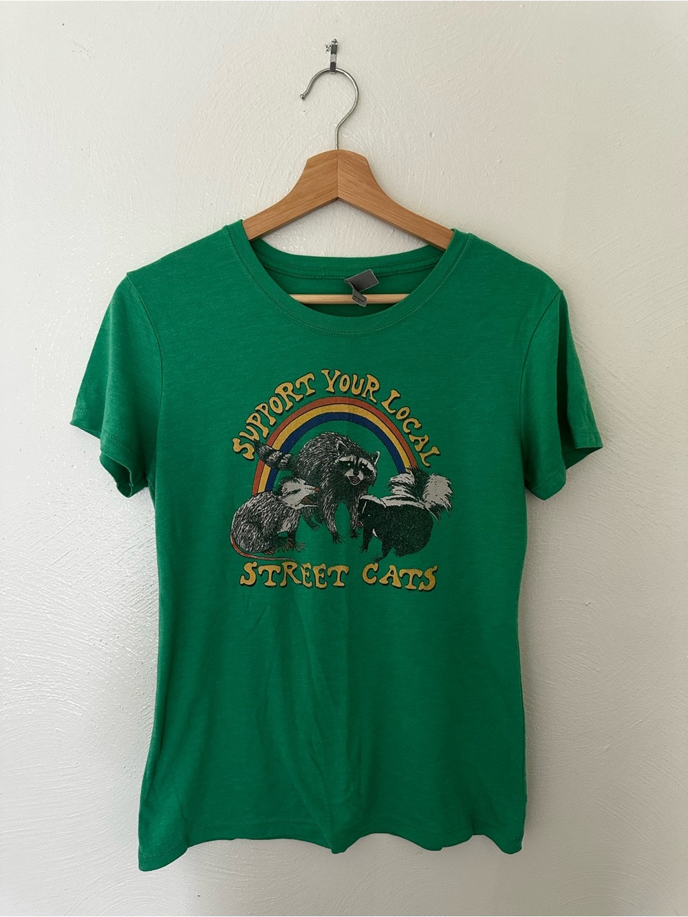Green 'Support Your Local Street Cats' Graphic Tee